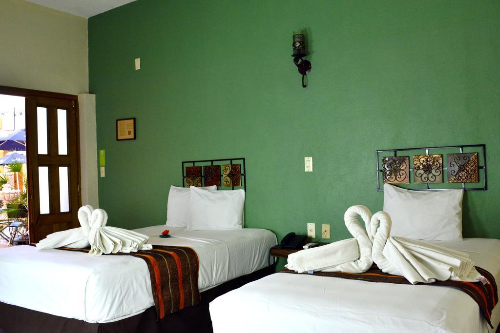 Hotel Aldama Colima Oda fotoğraf